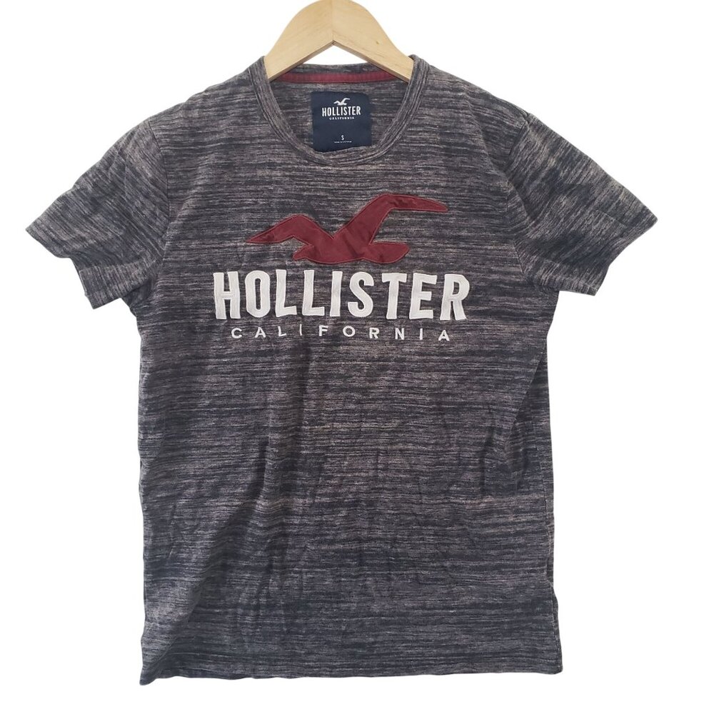 Hollister Mens Gray Heathered T Shirt Red Logo Crewneck Short Sleeve Size‎ S Y2K